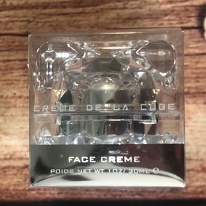 Face creme by Creme De La Creme